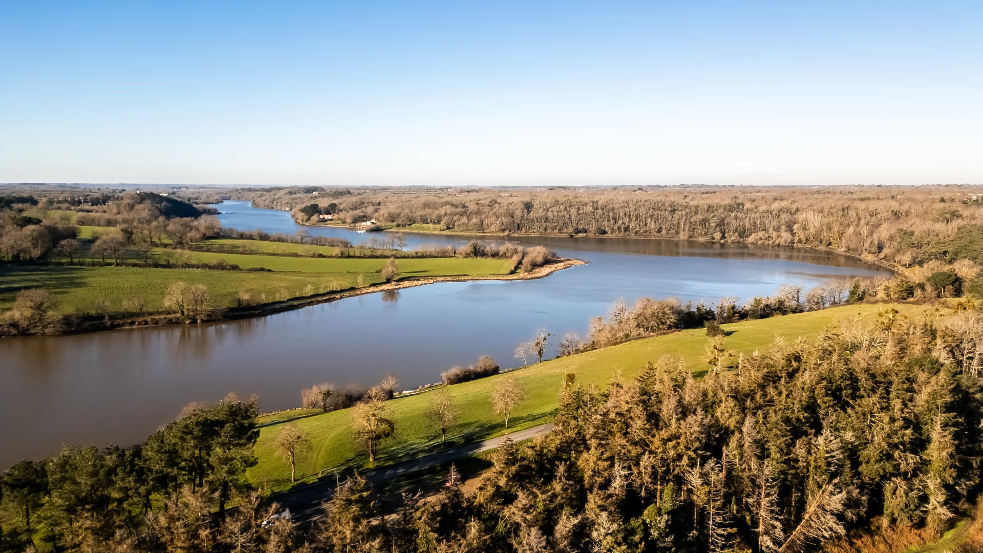 Accueil 12 lac jaunay vue aerienne