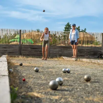 Activités 13 activite petanque villages collection lac du jaunay
