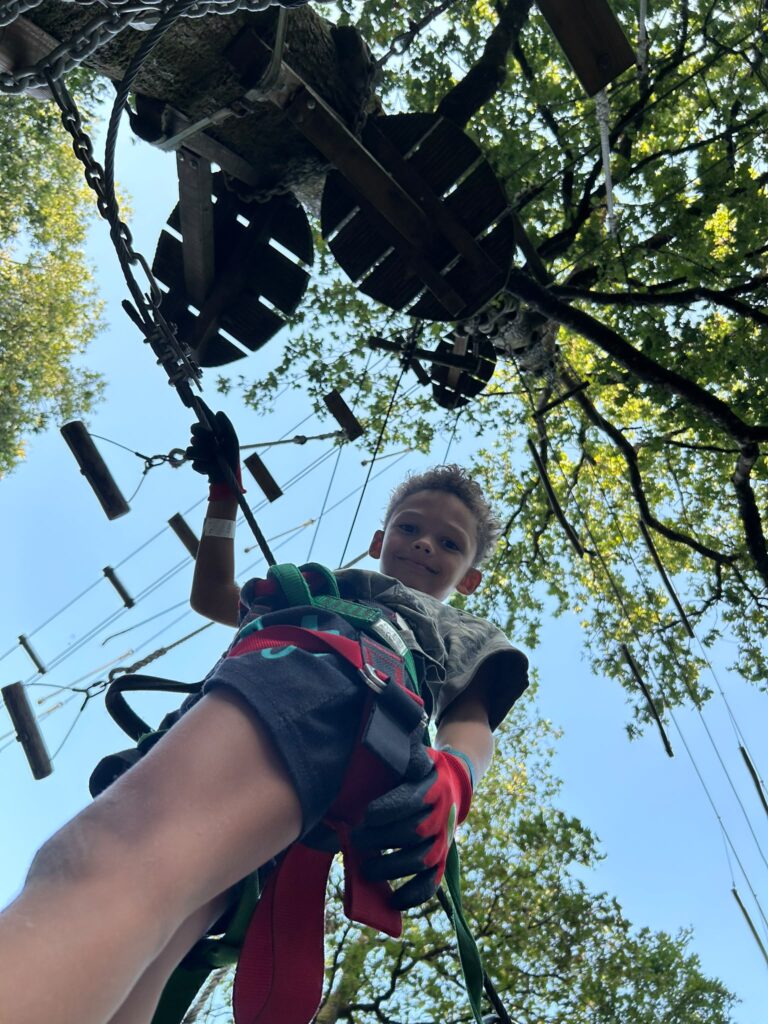 Accrobranche pour enfants au Grand Defi en Vendee – Camping du Lac du Jaunay
