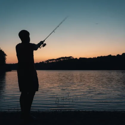peche coucher soleil lac du jaunay camping vendee